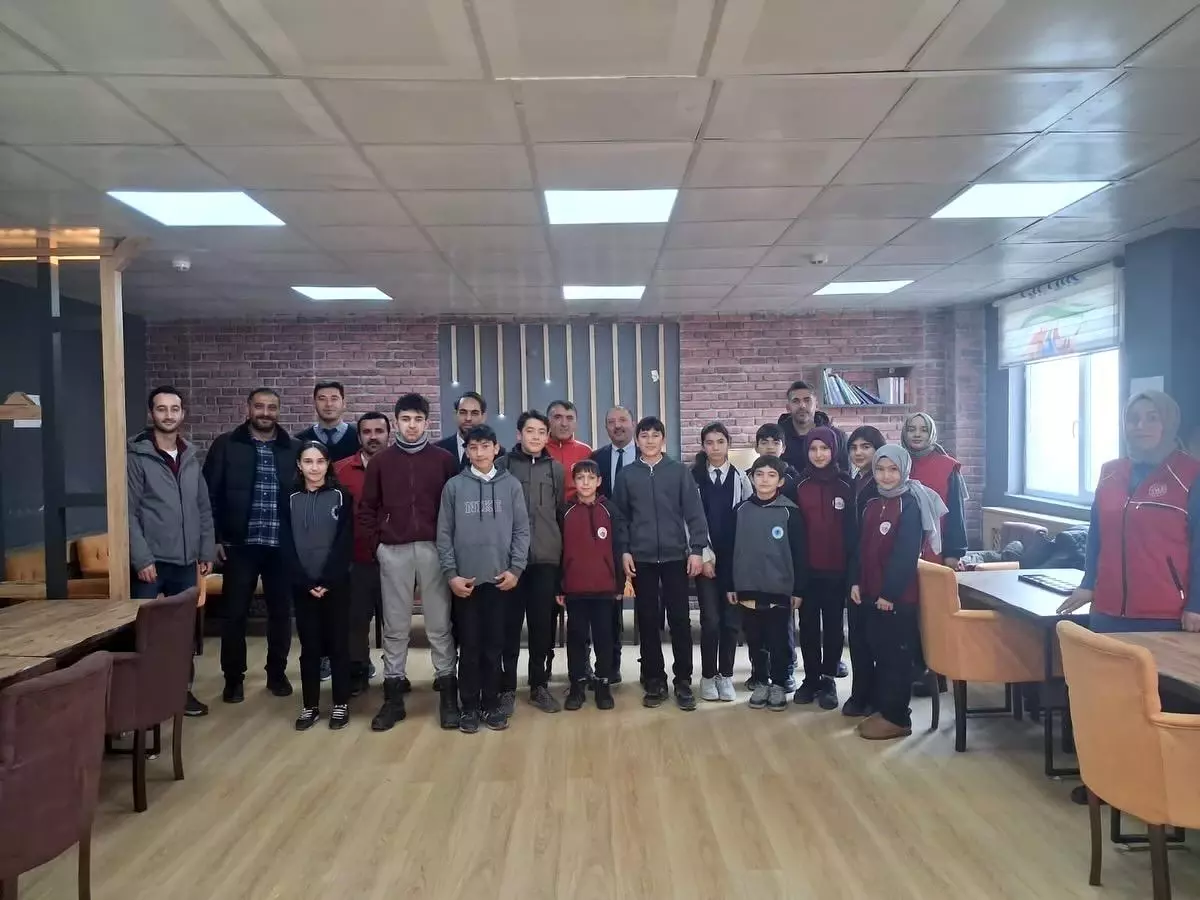 Çıldır\'da okullararası mangala turnuvası yapıldı