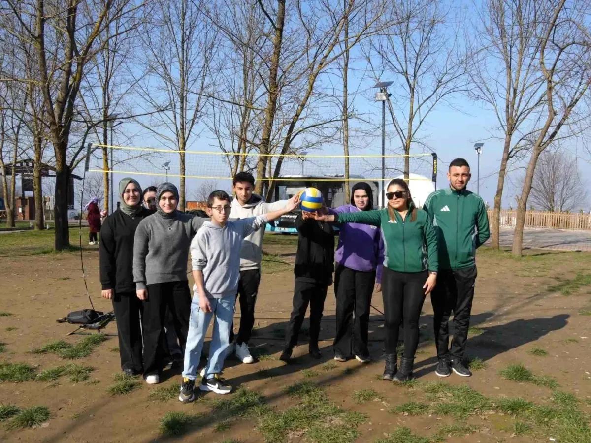 Düzceliler 7\'den 70\'e sporla buluştu