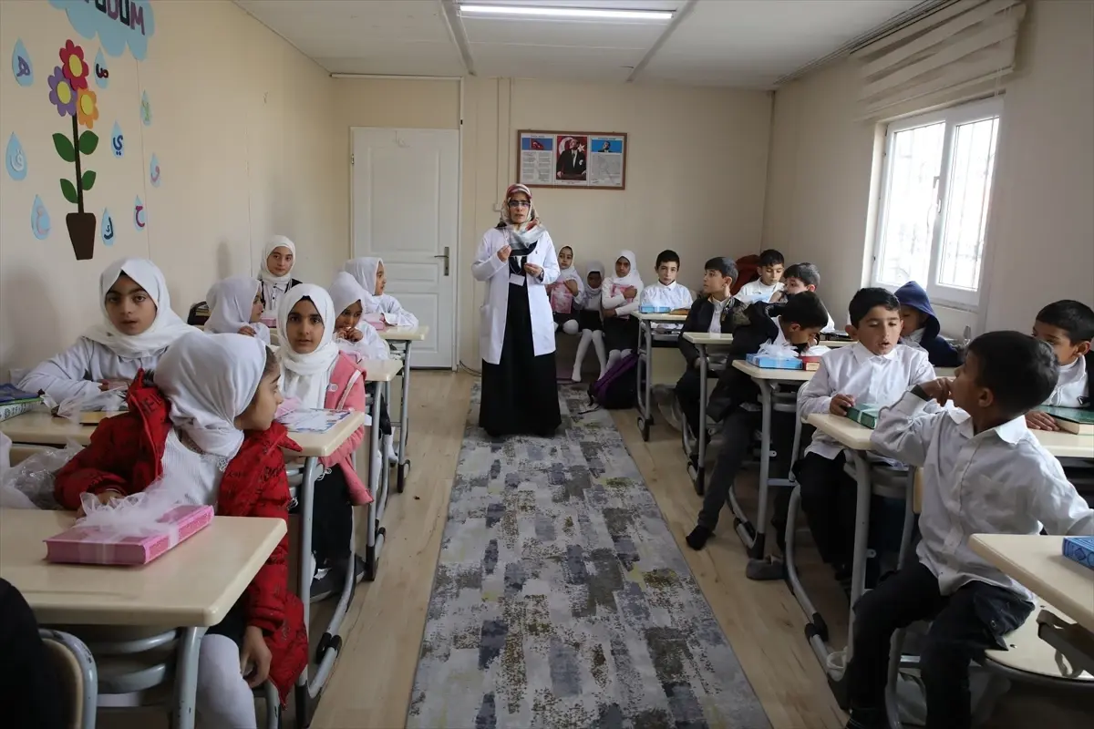 Erciş\'te 40 Öğrenciye Kur\'an-ı Kerim Merasimi