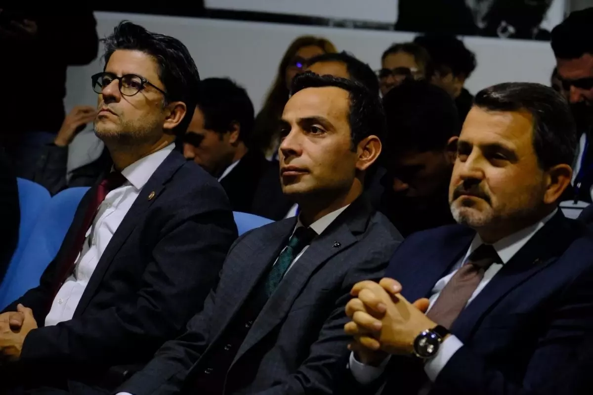 Gelibolu\'da Üniversite-Kent İş Birliği Çalıştayı