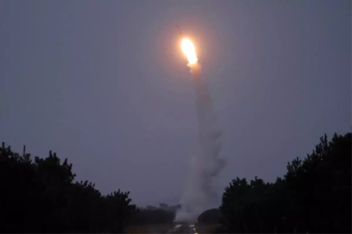 Kuzey Kore\'den Yeni Füze Denemesi