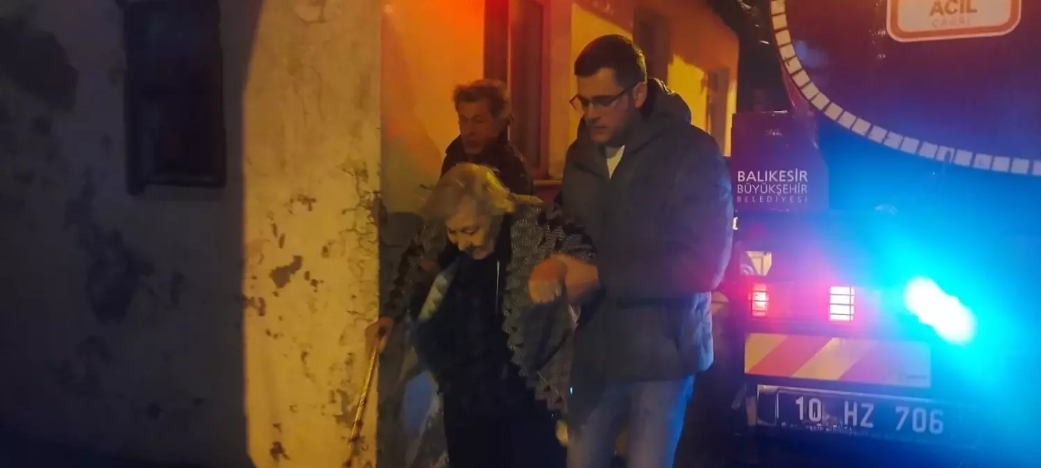 Marmara Adası\'nda yangın: Çok sayıda hasta