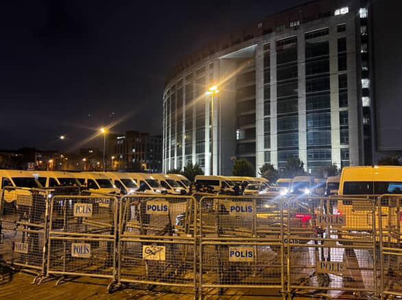 Sadettin Saran alarmı! Adliye önünde dikkat çeken hareketlilik