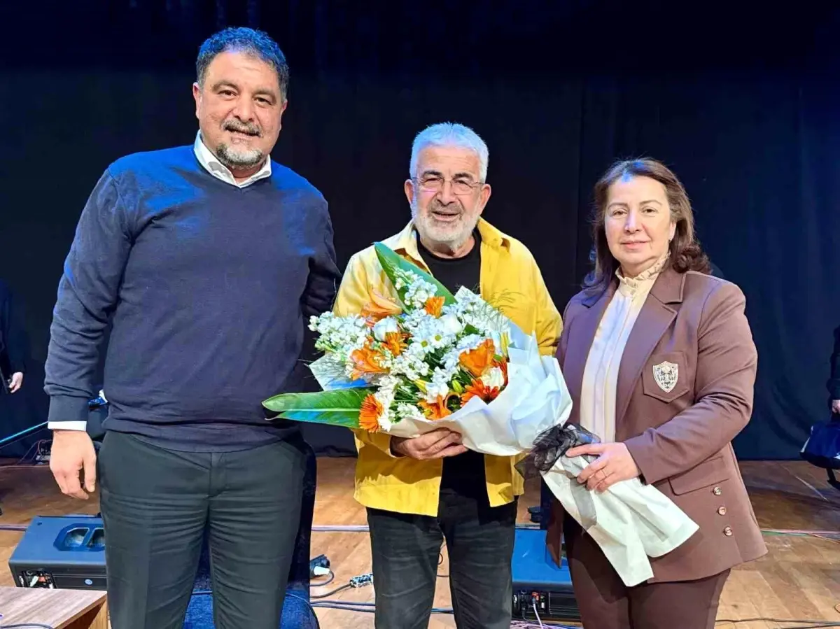 Şehitkamil\'de 25 Aralık Coşkusu Kahramanlık Türküleri