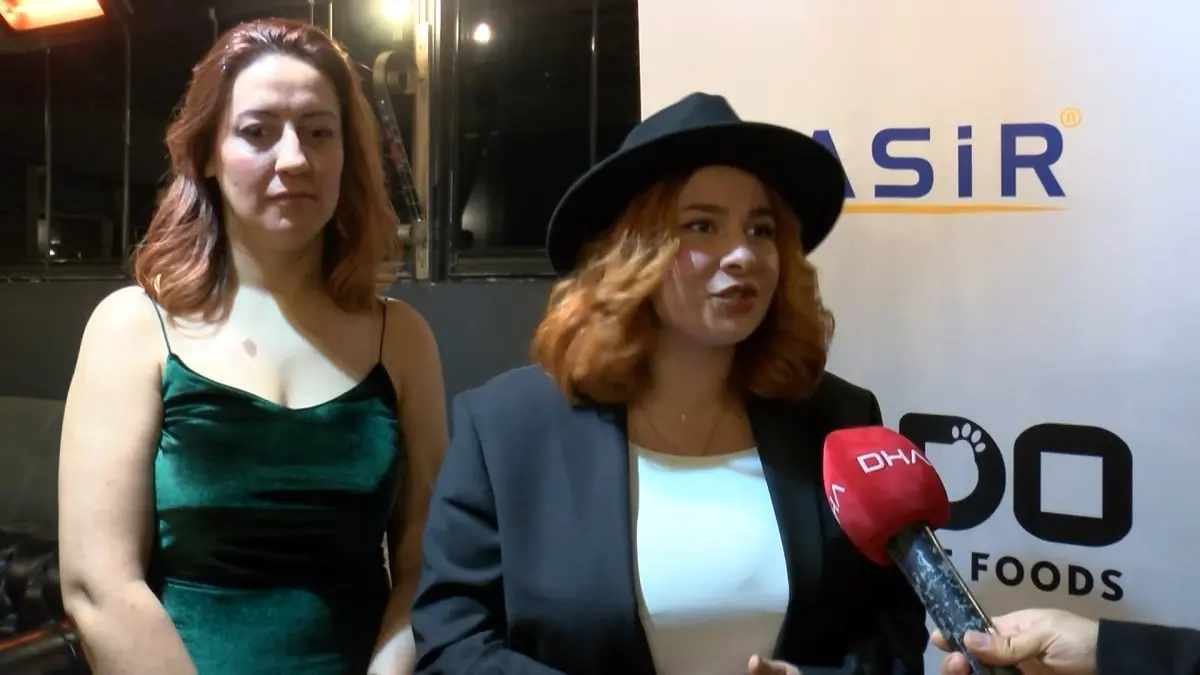 Yılbaşı Eğlencesi Sokak Hayvanlarına Destek Oldu