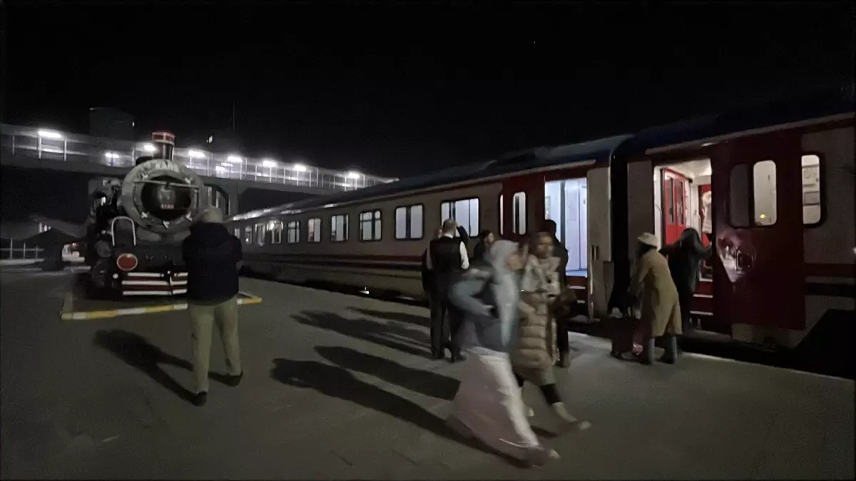 Turistik Doğu Ekspresi Sezona Girdi