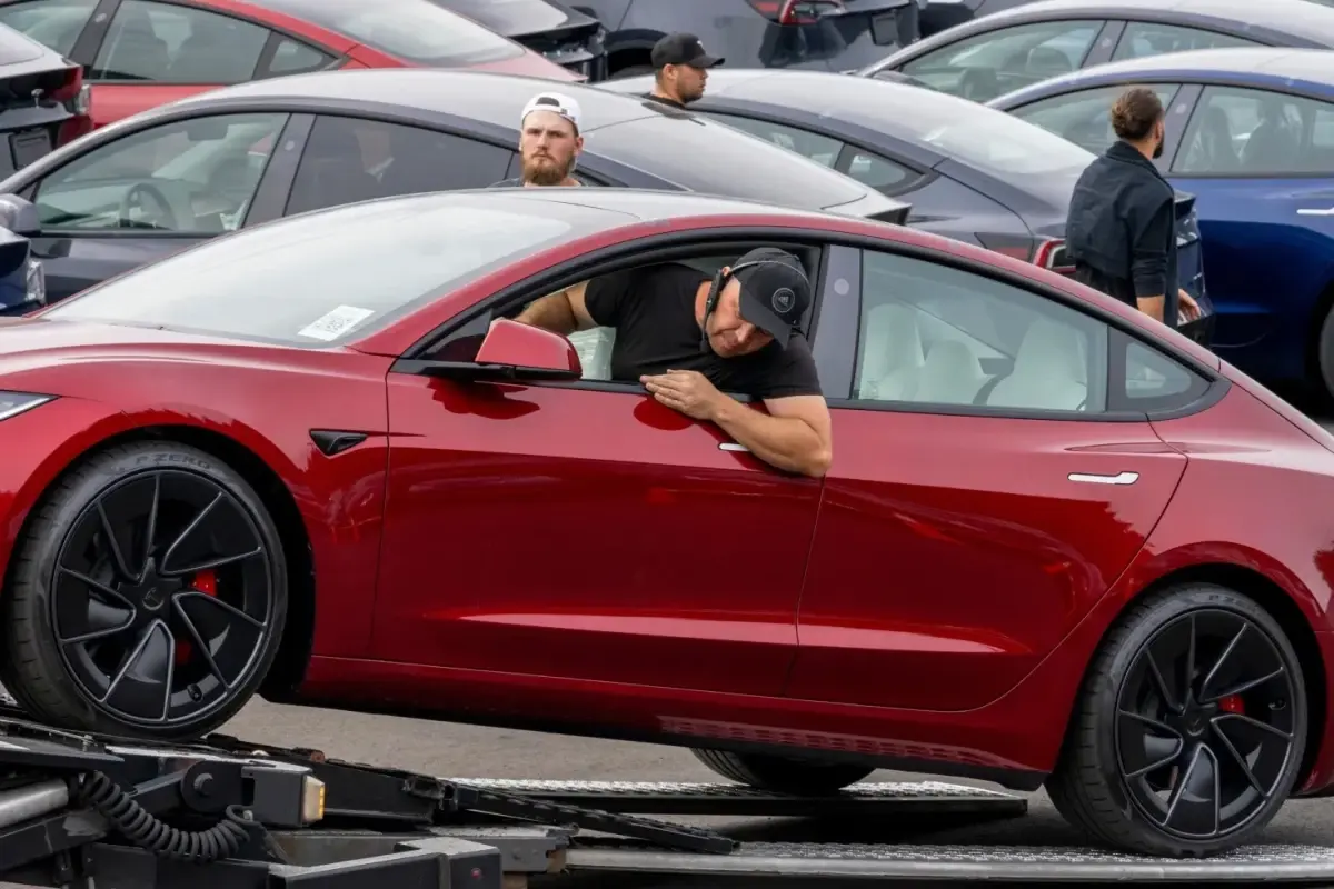NHTSA, Tesla Model 3 İncelemesi Başlattı