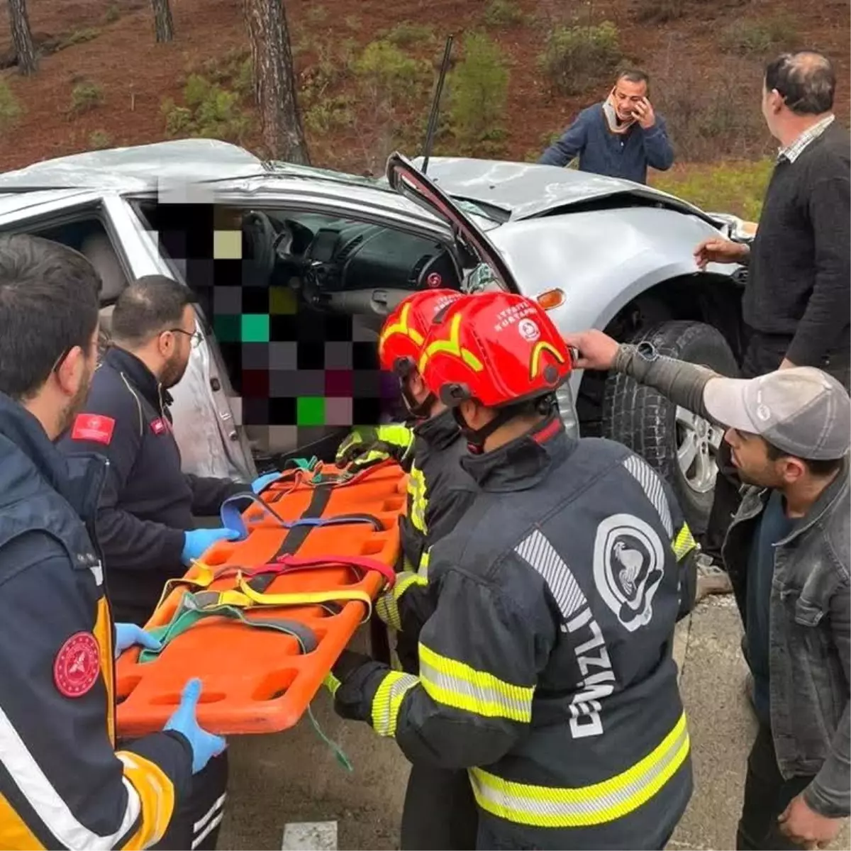 Denizli\'de Trafik Kazası: 1 Ölü, 1 Yaralı