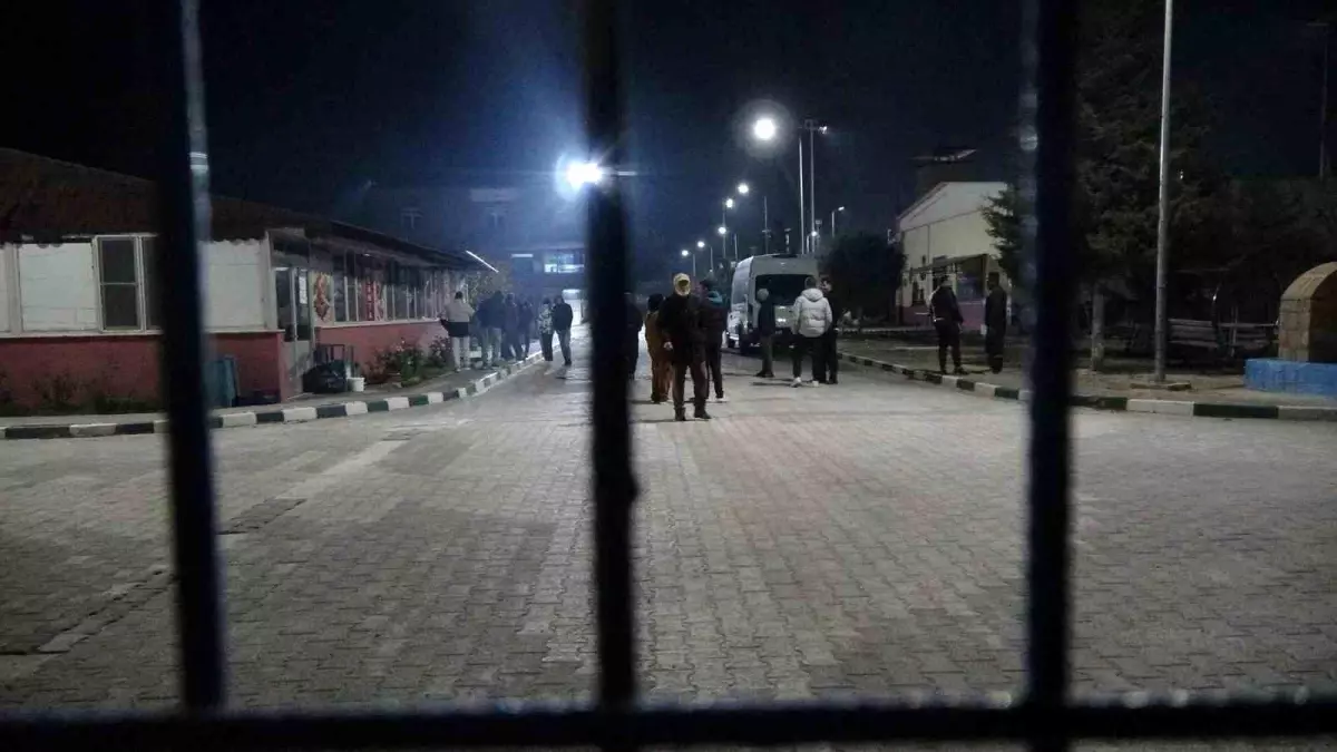 11.Yargı Paketi\'nin Resmi Gazete\'de yayımlanmasının ardından Kilis\'te tahliyeler başladı