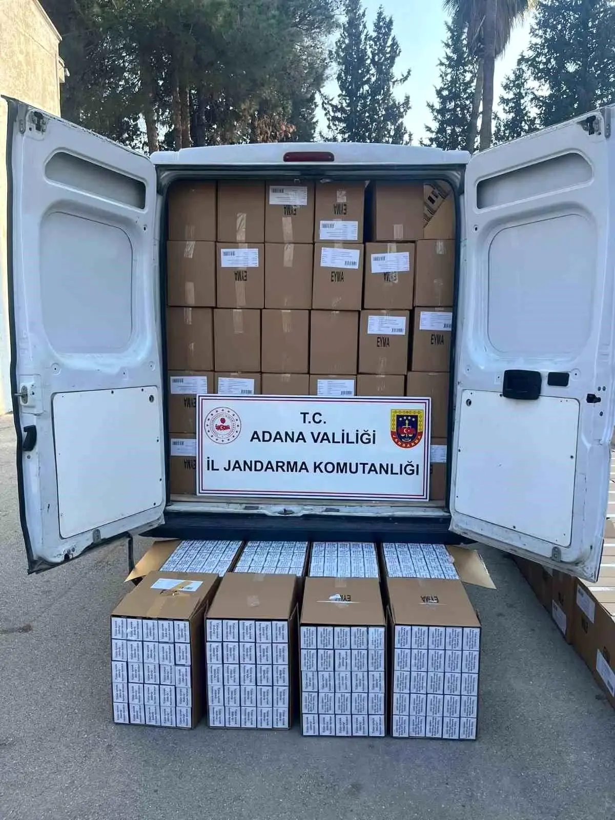 Adana\'da 2.27 Milyon Kaçak Makaron Ele Geçirildi