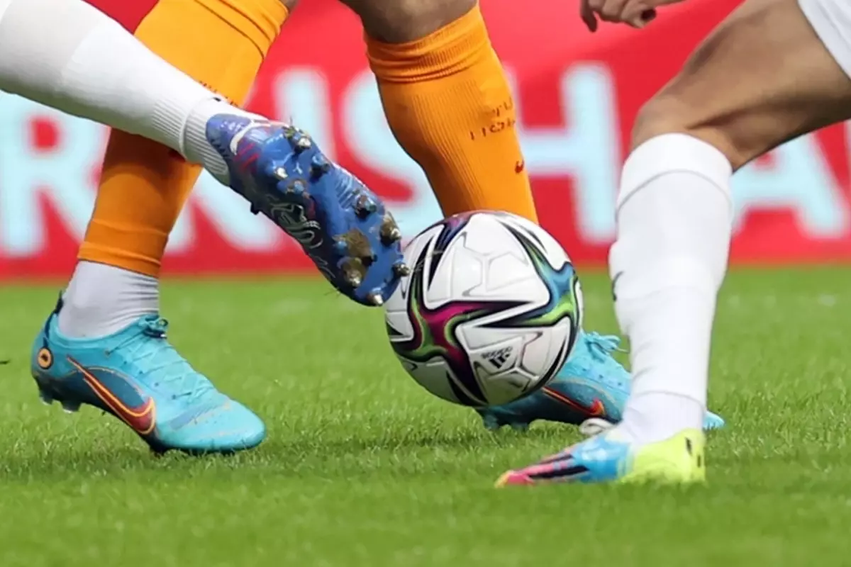 Bahis soruşturmasında şok detay! Kendi maçına "rakip kazanır" bahsi oynayan futbolcu kim?