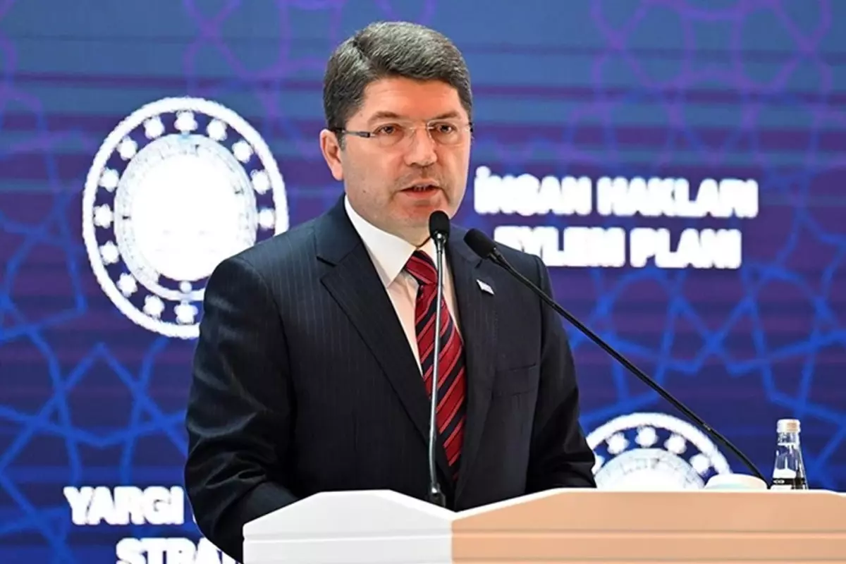 Bakan Tunç\'tan 11. Yargı Paketi açıklaması: "İlk kez" diyerek duyurdu