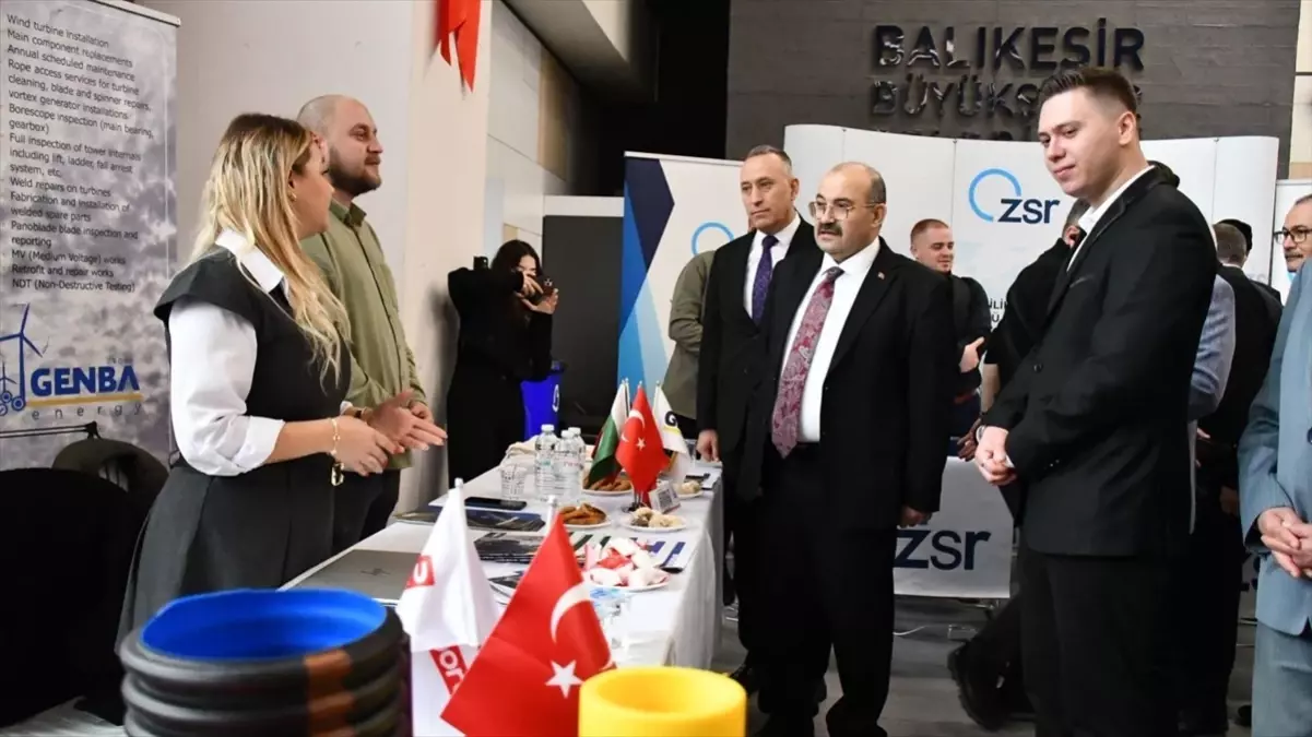 Balıkesir\'de Kariyer Fuarı Gerçekleşti