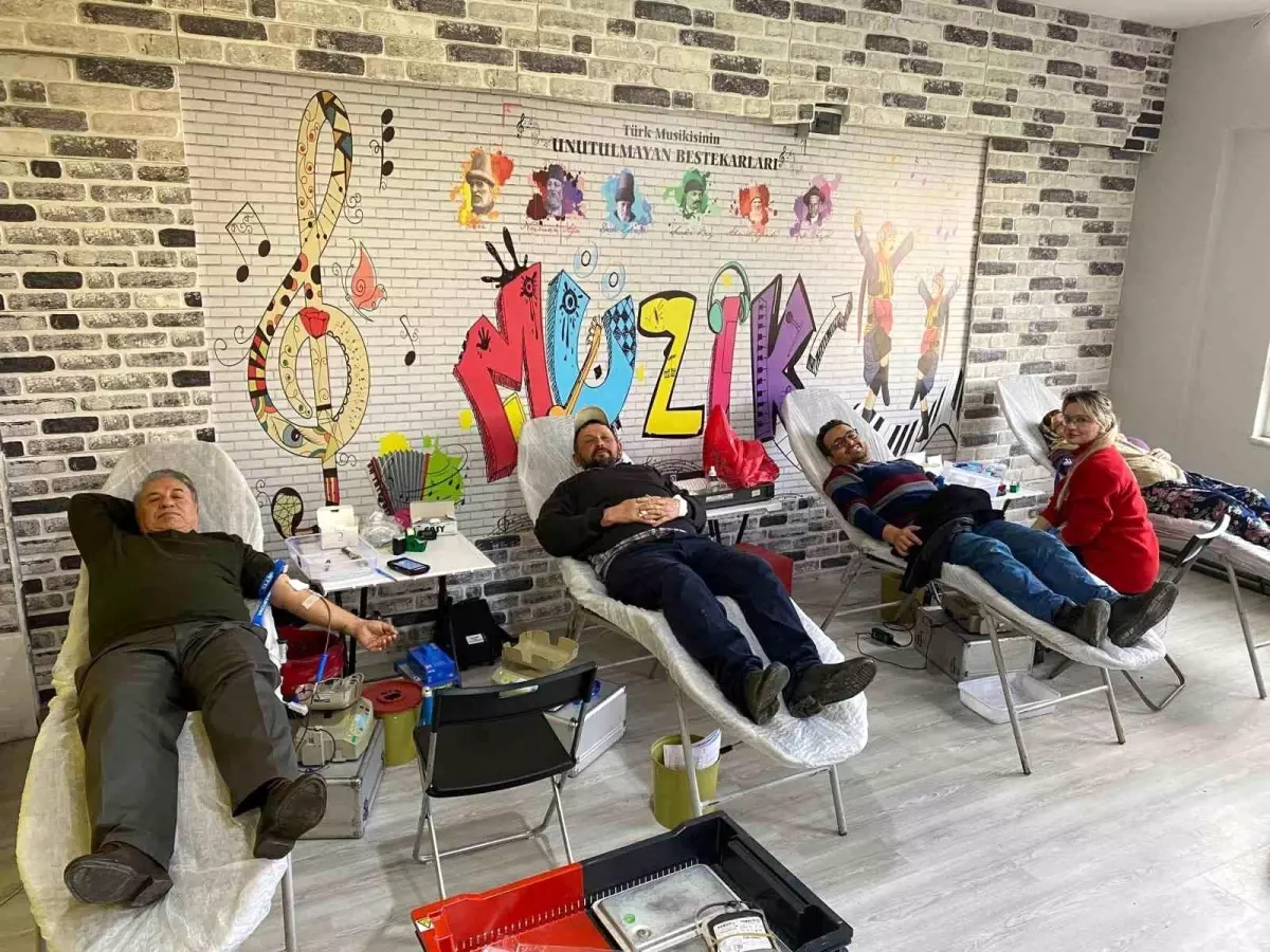 Köşk\'te Kan Bağış Etkinliği Düzenlendi