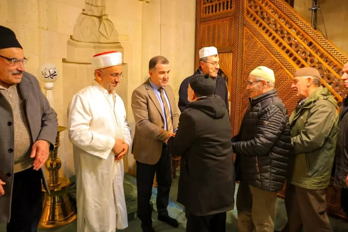 Bayburt\'ta Regaip Kandili Coşkusu