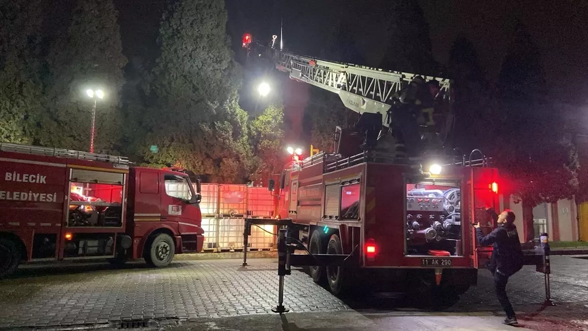 Fabrikada yangın paniği! 3 işçi hastaneye kaldırıldı