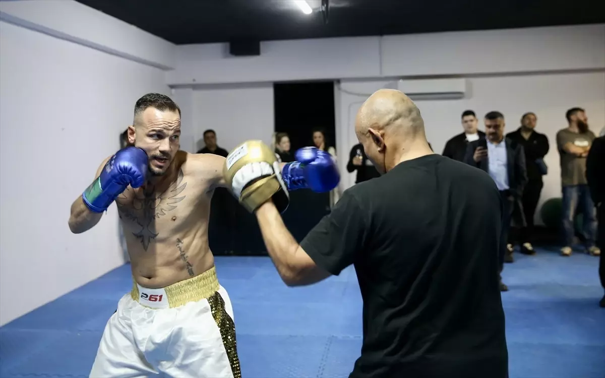 Şükrü Altay 17 Ocak\'ta Seydikemer\'de Ringde