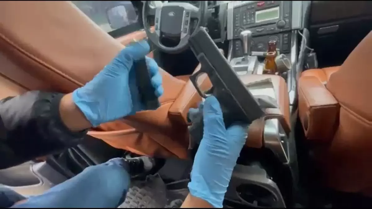 Samsun\'da Uyuşturucu ve Tabanca Ele Geçirildi