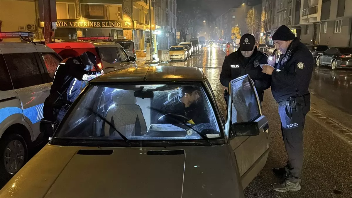 Tepebaşı\'nda Asayiş ve Trafik Denetimi