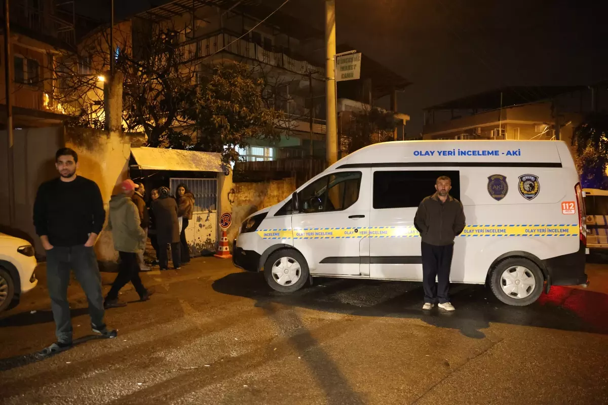 İzmir'de Hırsızlık Kanlı Bitti: 81 Yaşındaki Adam Öldürüldü