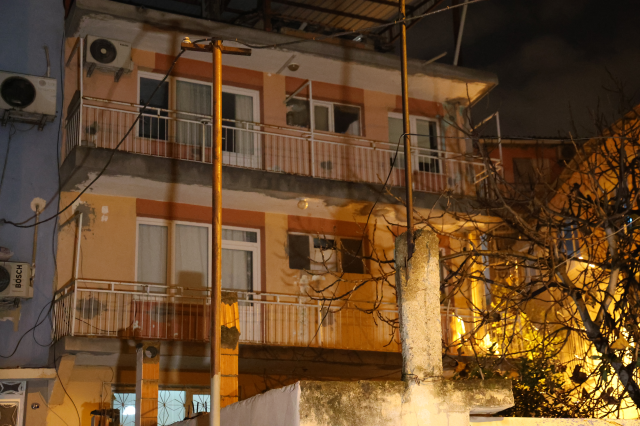 Hırsızlık için girdikleri evin sahibini öldürüp, kaçtılar Hırsızlık için girdikleri evin sahibini öldürüp, kaçtılar