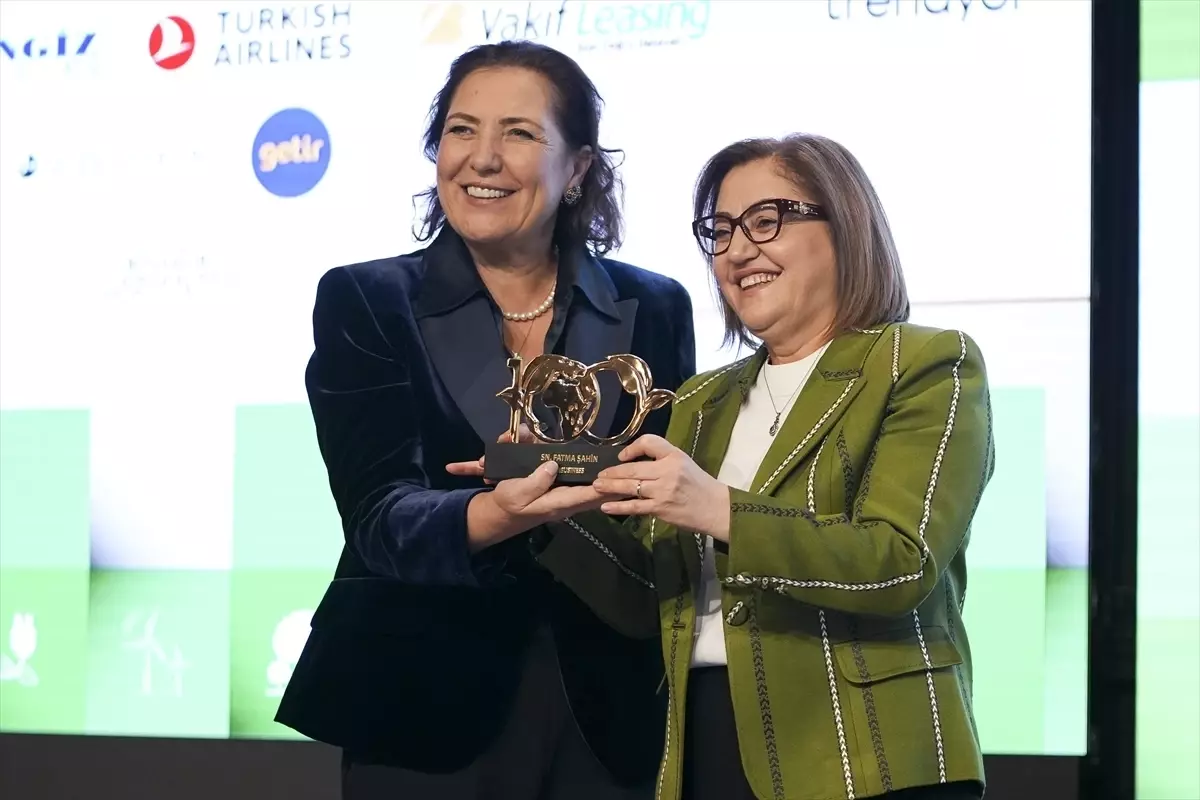 İş dünyası ve kamu, "3. Sürdürülebilir Yüzyıl Zirvesi"nde buluştu