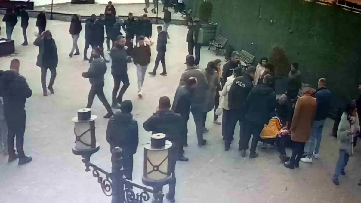 Kars\'ta Meydan Kavgası: 7 Yaralı