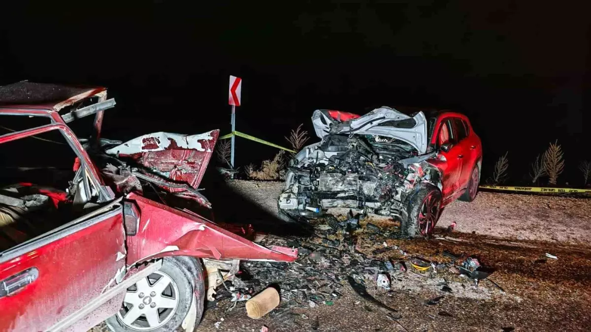 Manisa'da feci kaza: Aynı aileden 3 kişi hayatını kaybetti