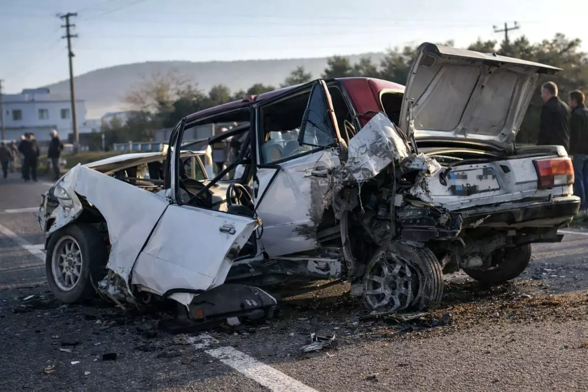 Milas\'ta Zincirleme Trafik Kazası