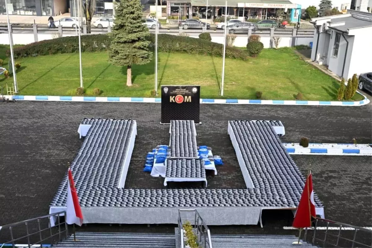 Düzce\'de Silah Kaçakçılığı Operasyonu