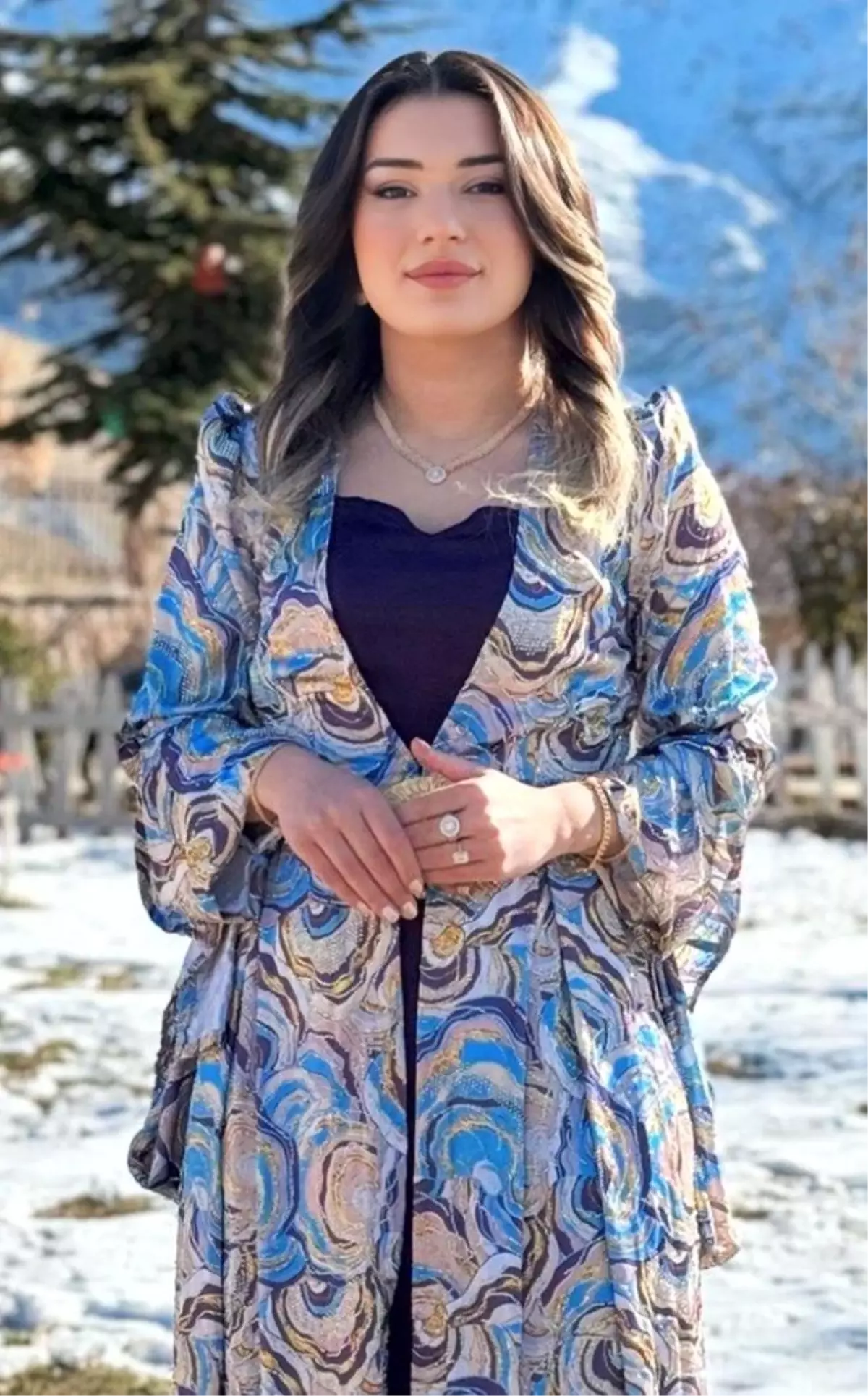 Hakkari\'de Kaza: Genç Kız Hayatını Kaybetti