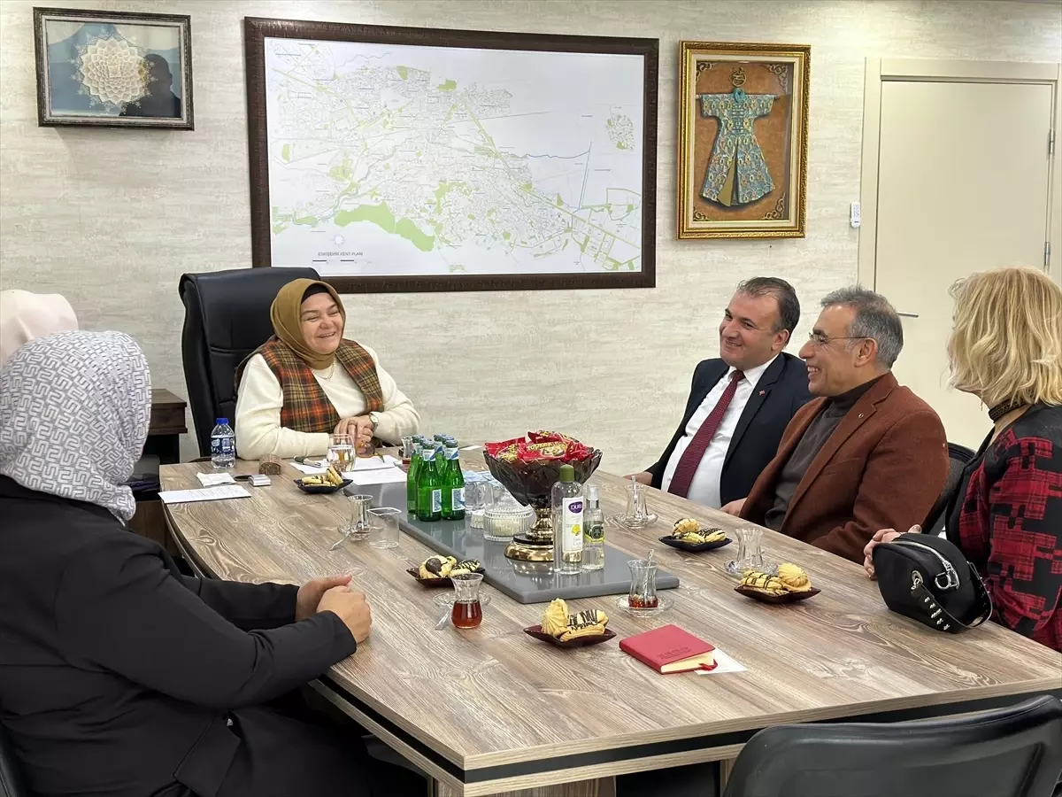 AK Parti\'li Gürcan, vatandaşlar ile sivil toplum kuruluşlarının temsilcileriyle buluştu