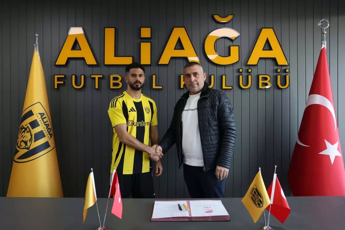 Aliağa Futbol, Alberk Koç\'u Kadrosuna Kattı