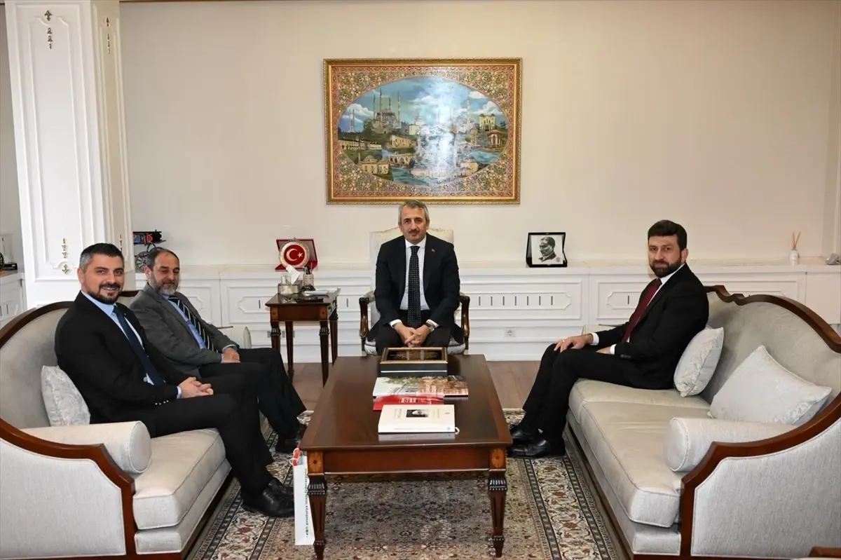 Çakmak\'tan Vali Sezer\'e Ziyaret