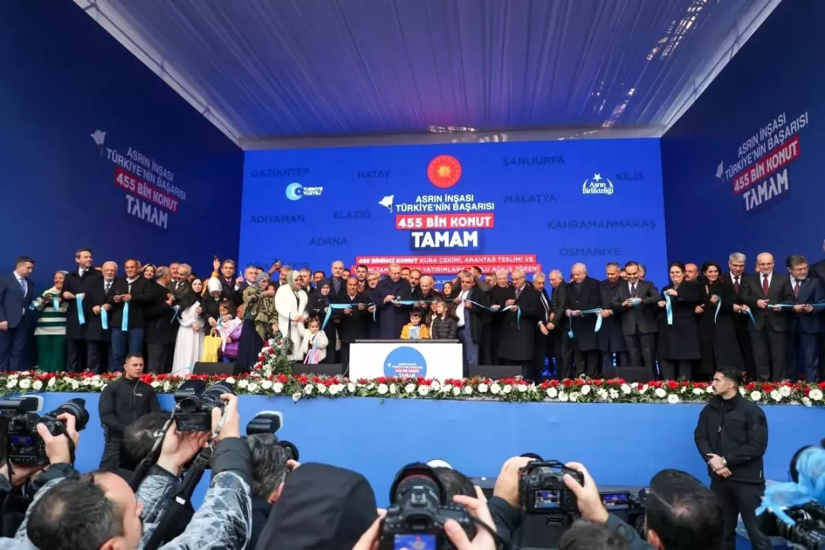 Camiler, konaklar ve kütüphaneler için yeni dönem başladı