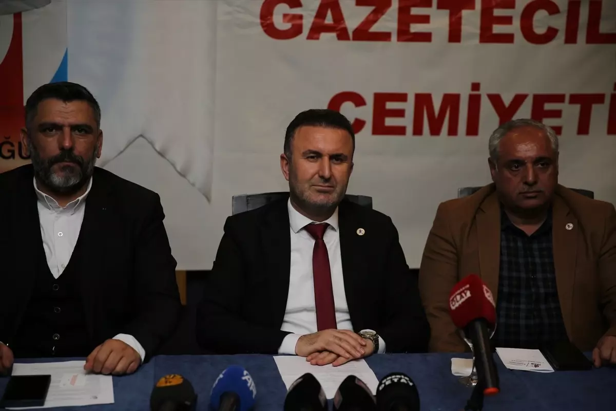 Diyarbakır\'da Emlakçılara \'e\' Tabela Dönemi