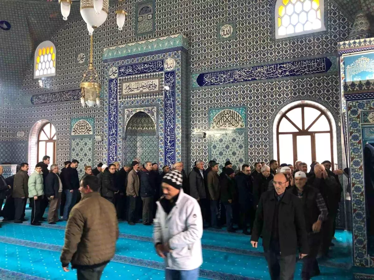 Emet\'te Sakal-ı Şerif Ziyareti Coşkuyla Gerçekleştirildi