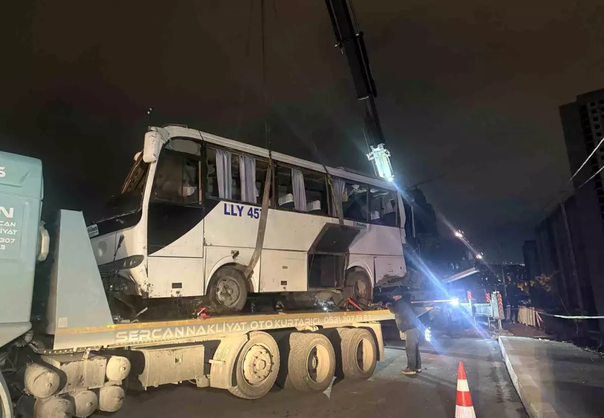 Esenyurt\'ta Feci Kaza: 4 Ölü, 7 Yaralı