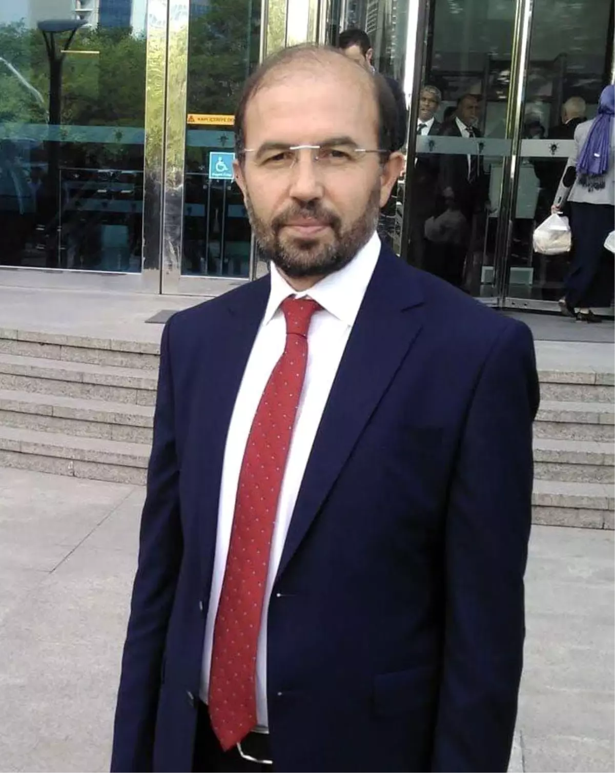 Kızılay\'dan Filistin ve Sudan\'a Yardım Seferberliği