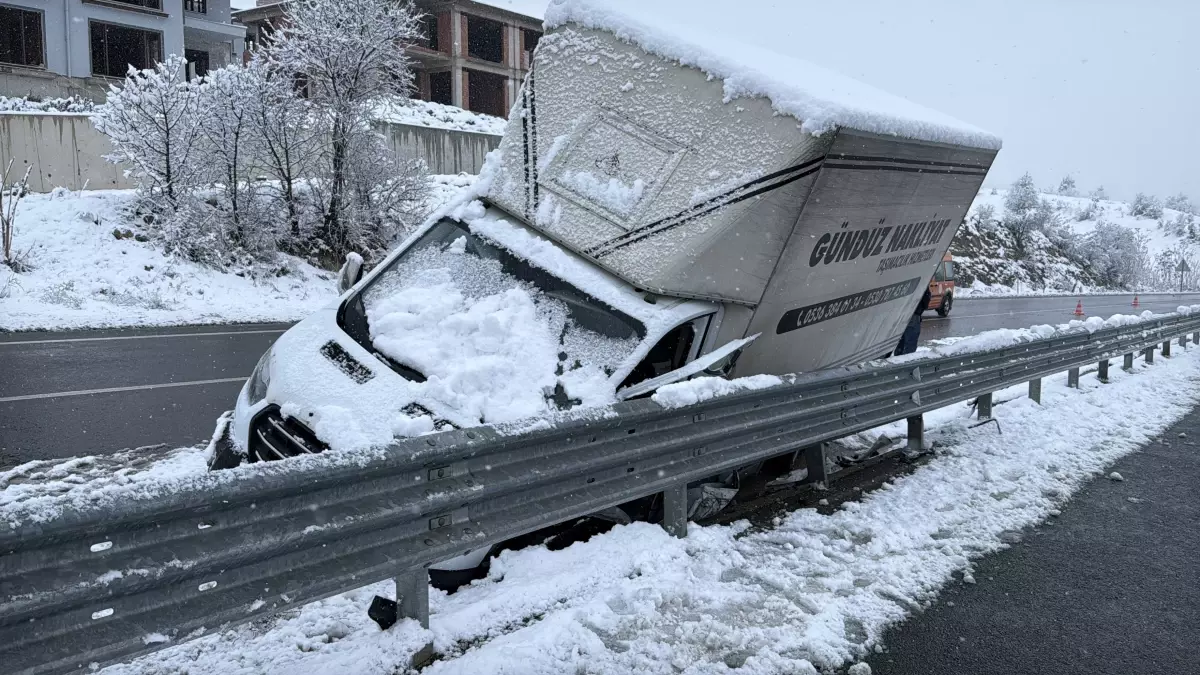 Karabük\'te Kar Yağışı Etkili