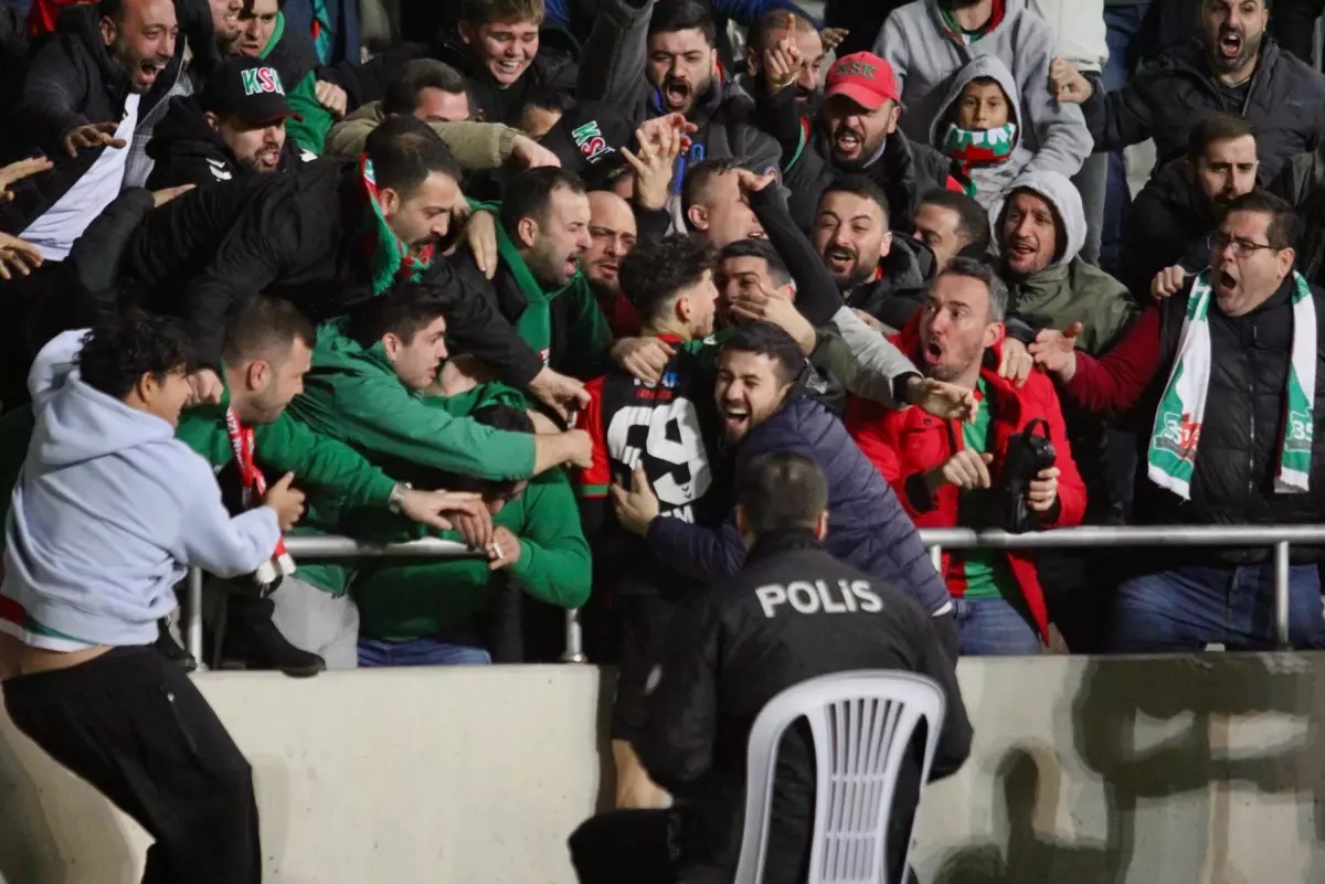 Karşıyaka\'nın Yıldız Adayı Adem\'e Koruma Kalkanı