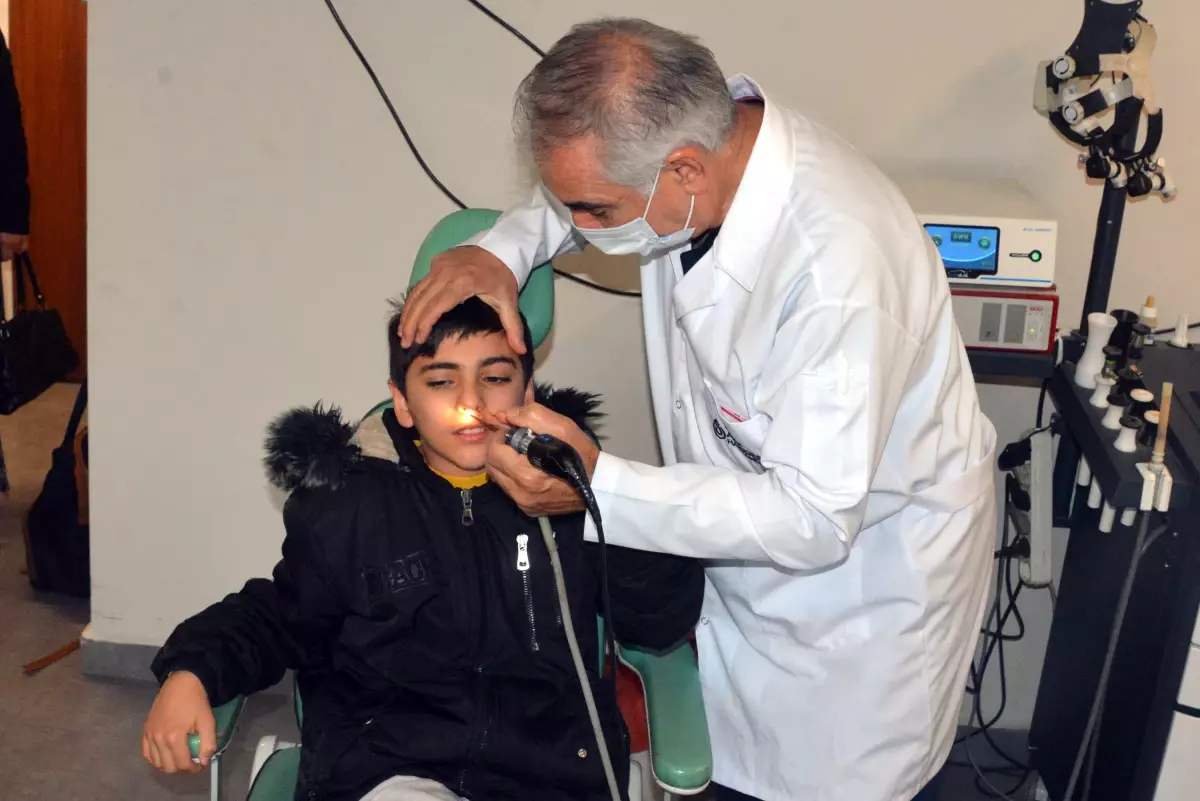 Kahramanmaraş'ta Yabancı Cisim Ameliyatı