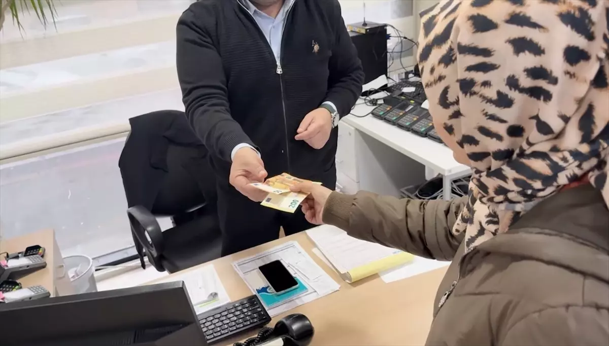 Kayseri\'de Düşürülen 250 Avro Sahibine Ulaştırıldı