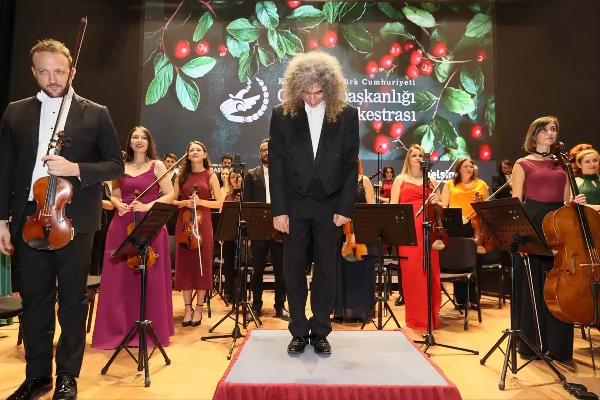 KKTC\'de Yeni Yıl Konseri Coşkuyla Kutlandı