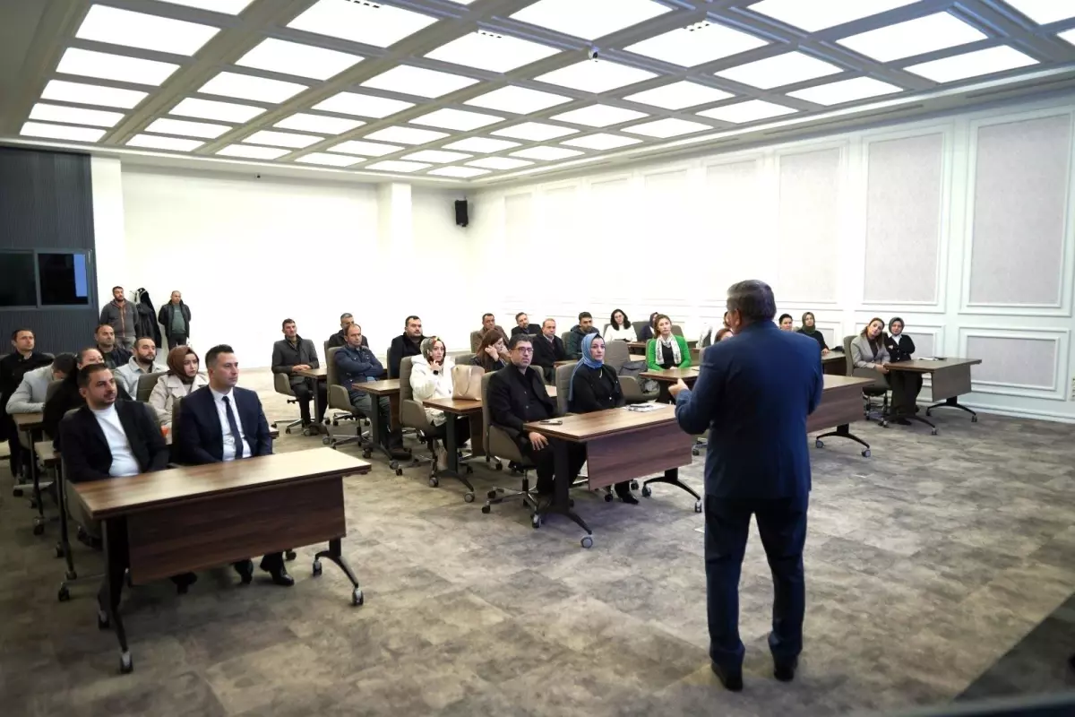 Melikgazi Belediyesi\'nden \'Kuralları ve Adab-ı Muaşeret\' eğitimi