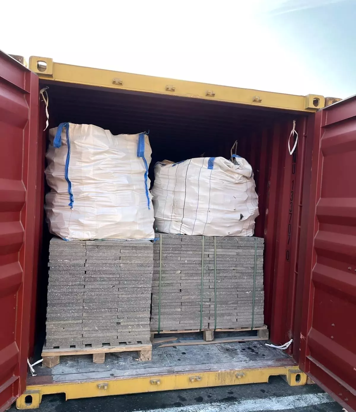 Mersin\'de Gümrük Kaçakçılığı Operasyonu