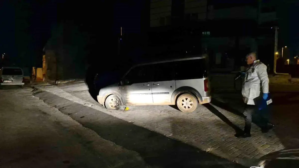 Karaman\'da Aracın Kundaklanma Girişimi