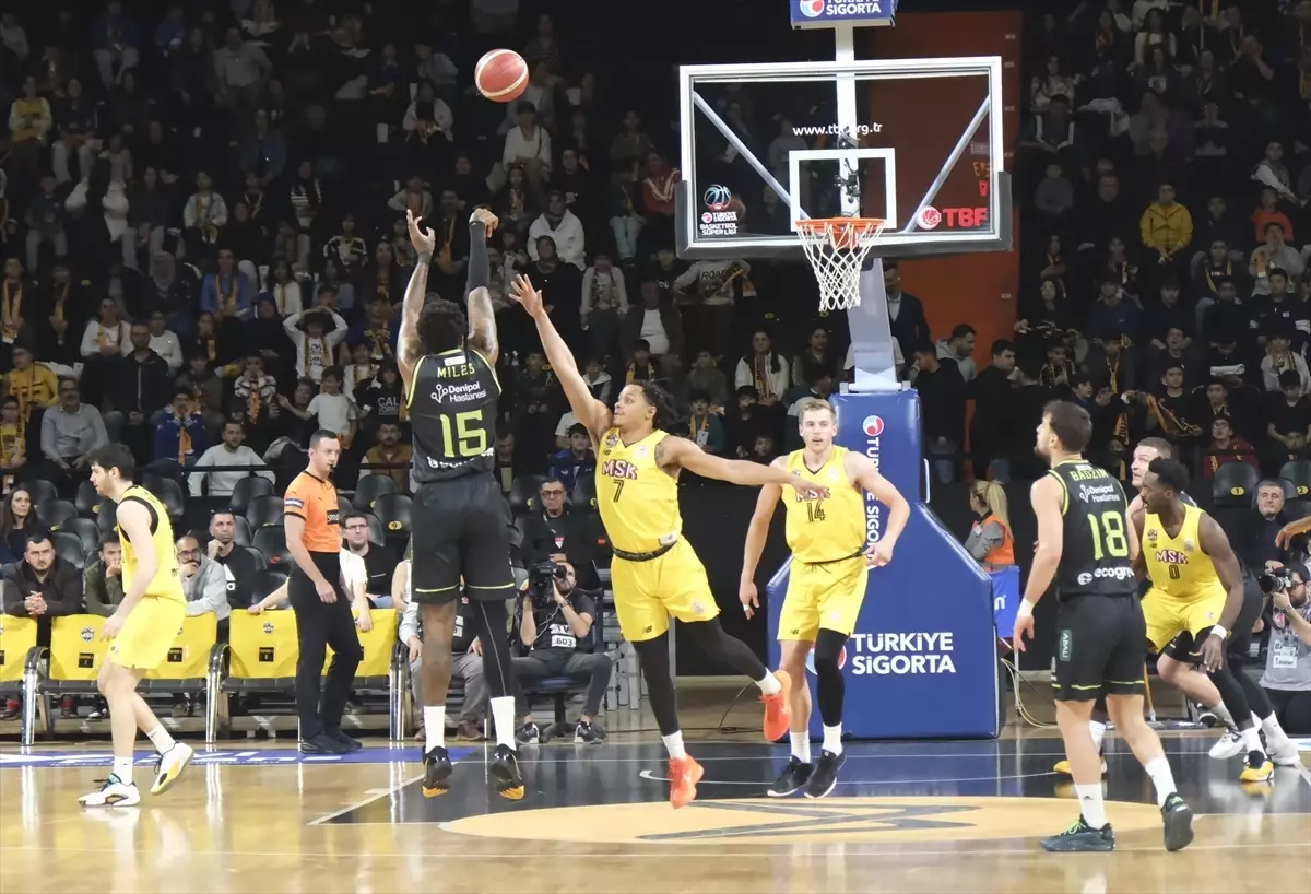 Mersin Spor, Merkezefendi\'yi Farkla Geçti