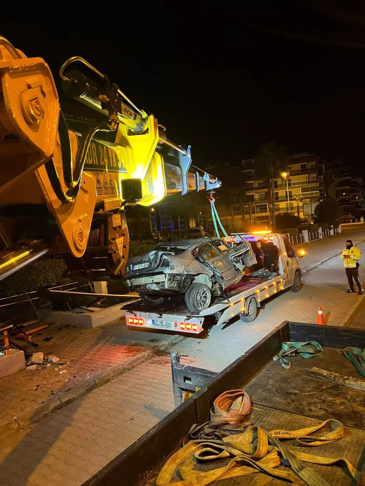 Alanya\'da Kaza: Sürücü Hayatını Kaybetti