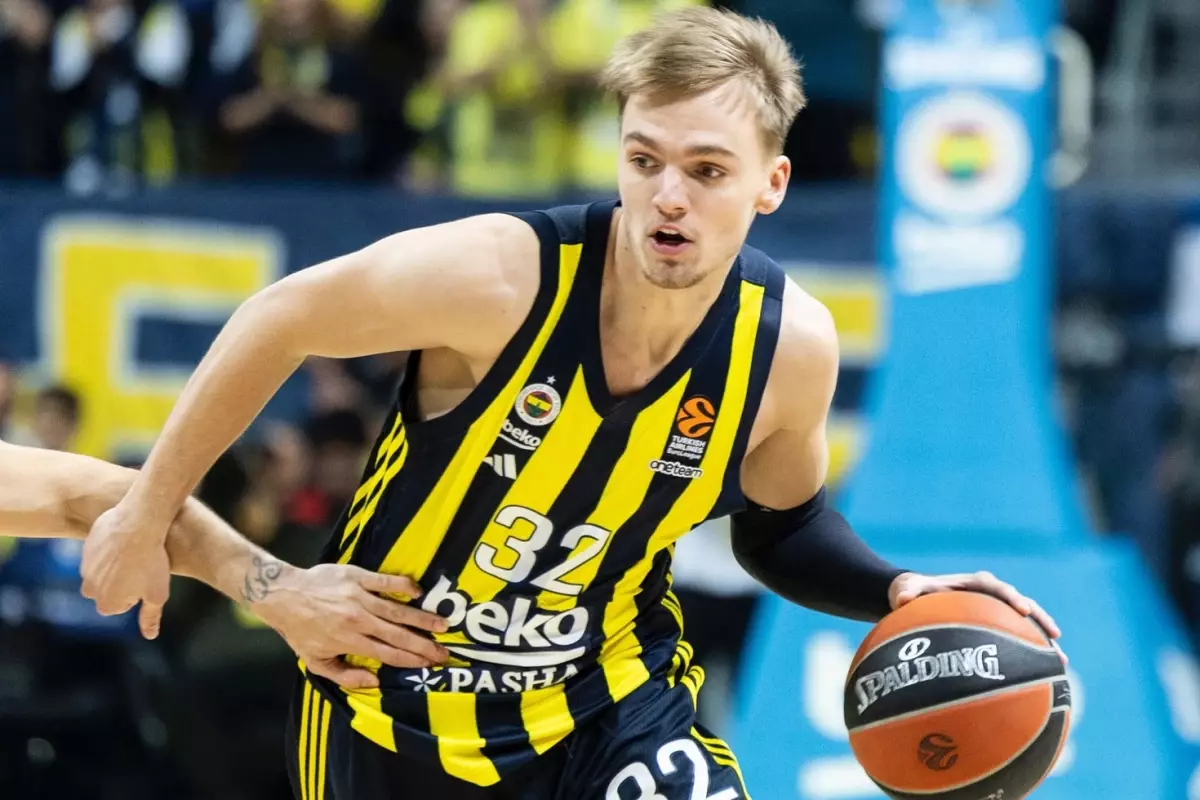 Arturs Zagars\'tan Fenerbahçe Beko\'ya kötü haber